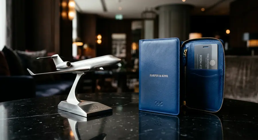 Amex Platinum vs. Chase Sapphire Reserve (2025)