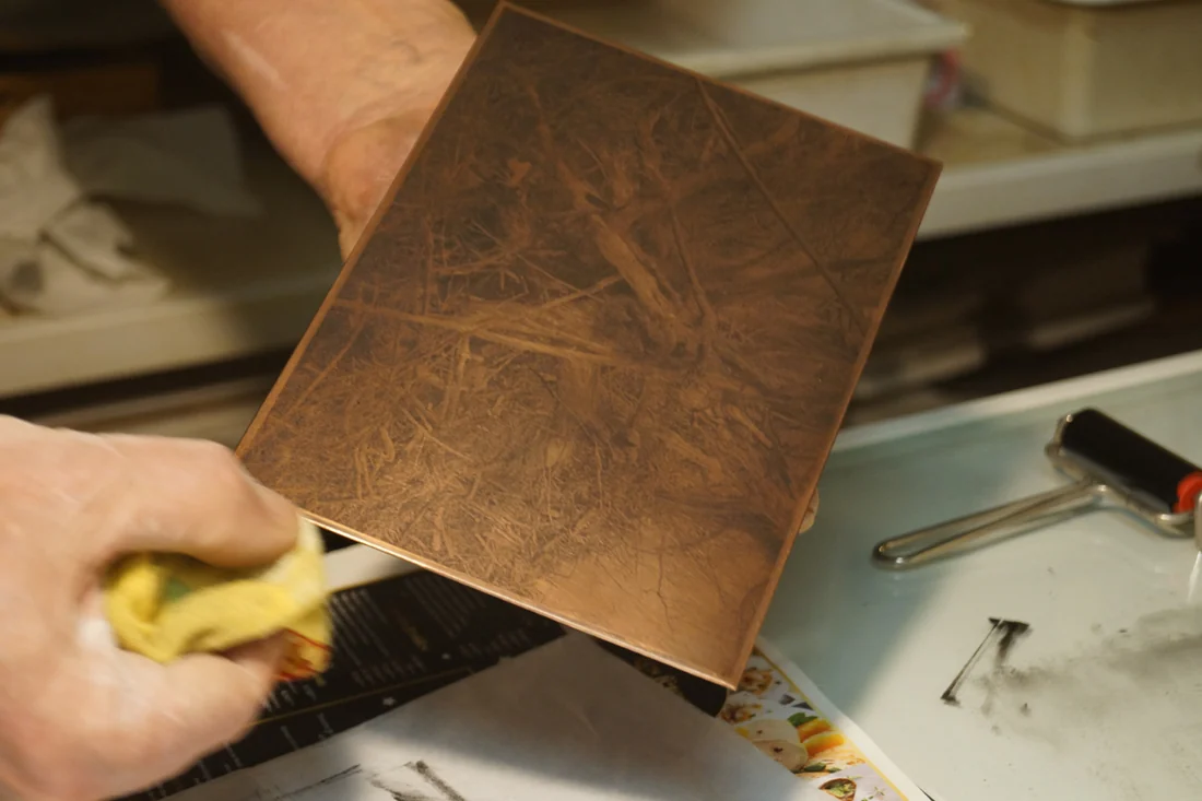 The etched copper plate